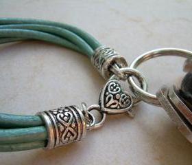 Womens Metallic Teal Leather Bracelet - Valet Keychain - Womens Bracelet, Womens Gift, Womens Jewelry