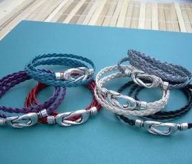 Womens Leather Bracelet with Interlocking Magnetic Clasp